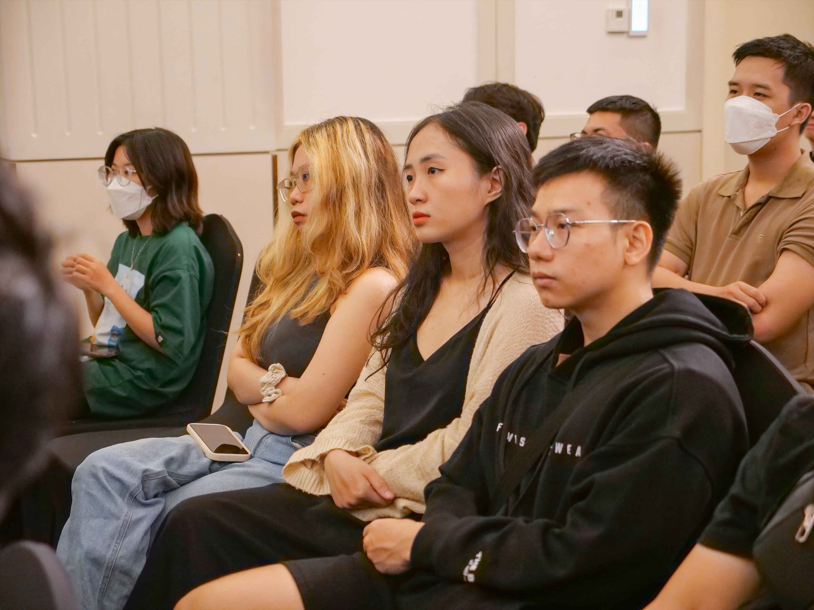 16-a-glass-egg-x-zynga-talk-bat-mi-cach-glass-egg-va-zynga-dua-sieu-xe-vao-the-gioi-csr-racing-2